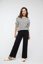 Load image into Gallery viewer, Aberdeen Wide Leg Crop - Black