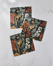 Load image into Gallery viewer, Classic Floral Dishcloth Set