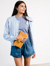 Load image into Gallery viewer, Mare Handle Clutch