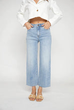 Load image into Gallery viewer, Aberdeen Wide Leg Crop - Light Indigo Worn