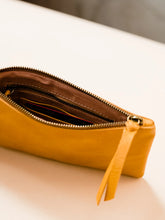 Load image into Gallery viewer, Rachel Wristlet