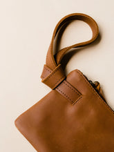 Load image into Gallery viewer, Rachel Wristlet