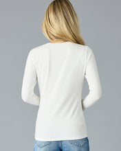 Load image into Gallery viewer, Essential Long Sleeve Tee: Blanc De Blanc
