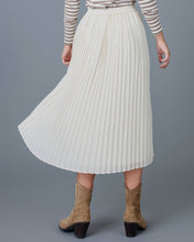 Load image into Gallery viewer, Molly Pleated Skirt
