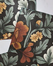 Load image into Gallery viewer, Classic Floral Dishcloth Set
