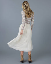 Load image into Gallery viewer, Molly Pleated Skirt
