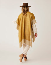 Load image into Gallery viewer, Playa Reversible Poncho
