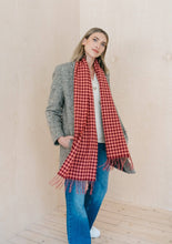 Load image into Gallery viewer, Lambswool Scarf in Berry Houndstooth
